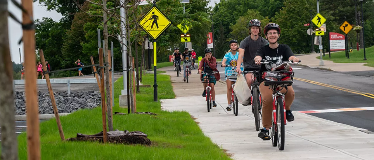 Students Ride to Farmers Market