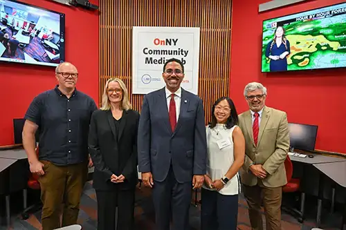 SUNY Chancellor Visits the new OnNY Media Lab