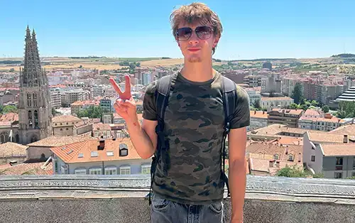 Magnus in Spain