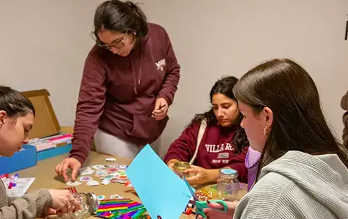 Commuter Hive Students working on Jar project