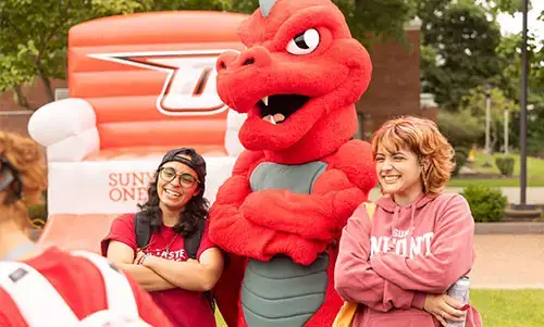 Diana Chavez at Red Day