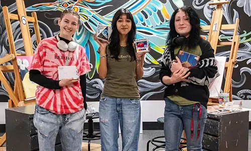 Mordue Reinhardt winner in Painting Contest