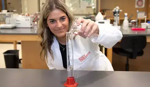 Grace Pastino in food lab