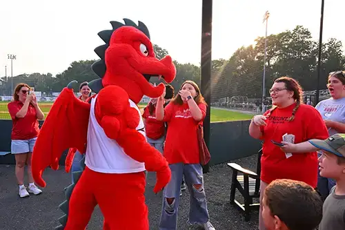 red interacts with fans