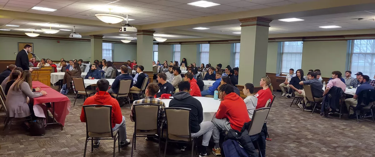 Yoav Gabbay (Sport Management) put together a Networking Panel for all students in the department as part of his internship.  Over 140 students attended to listen to and network with sport professionals.