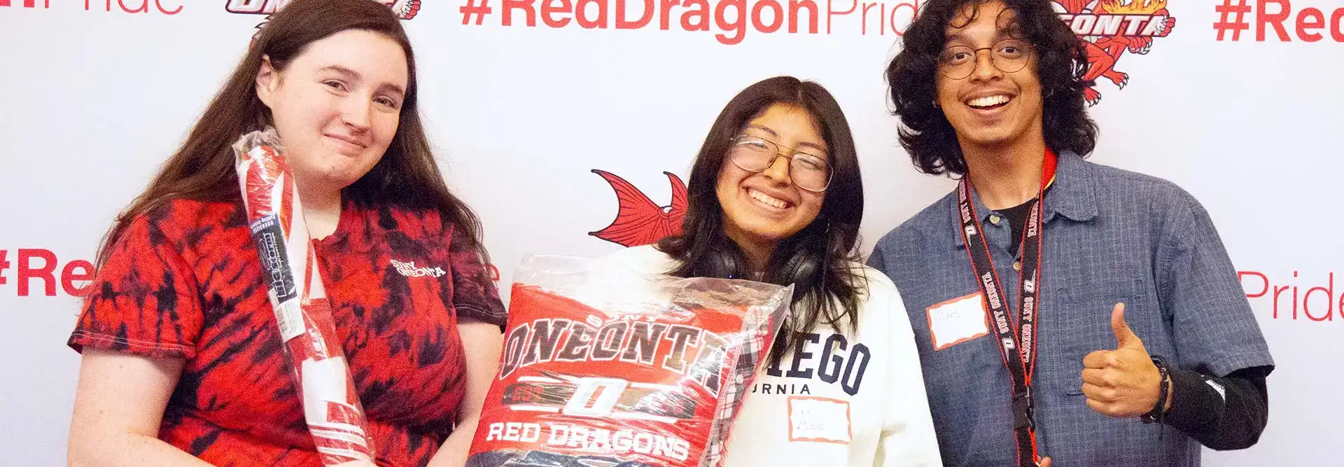 Students pose during the First-Gen Happy Hour