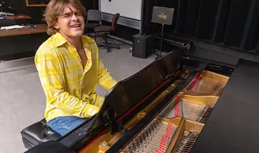  Franklin Mastrangelo