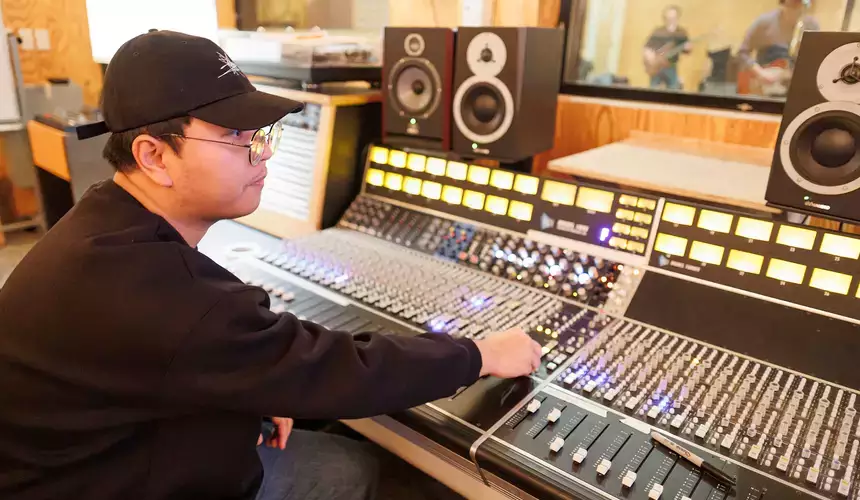 Music industry majors learn in the studio.