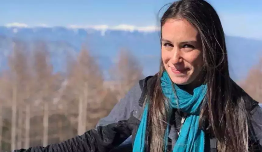 Julia &ldquo;Goolia&rdquo;