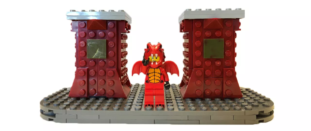 ENJOY Your LEGO Pillars