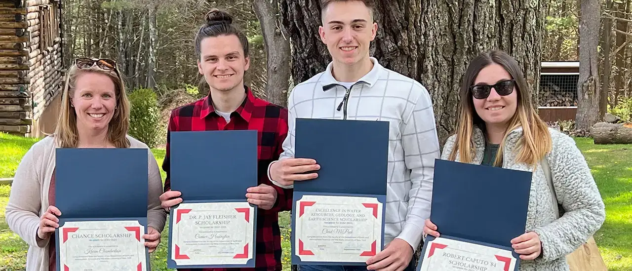 Majors awarded scholarships at department picnic