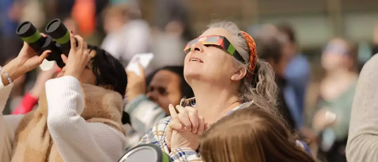 Eclipse Captivates Campus