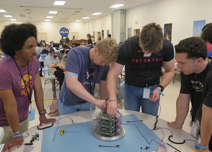 SUNY Oneonta students work on canister at Nasa