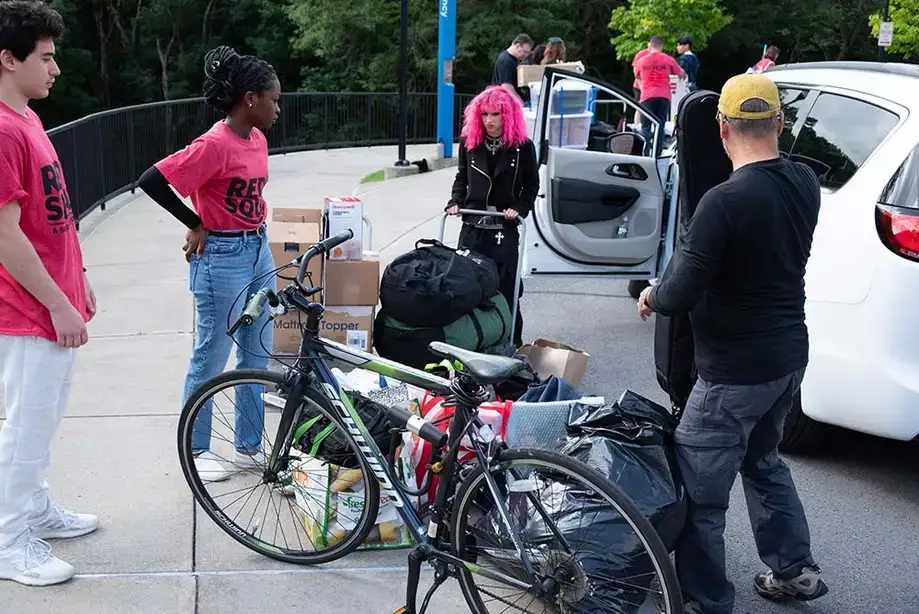 Unloading a car during move-in