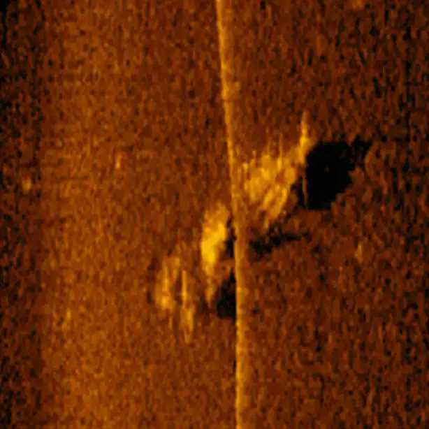 Radar image of the ship wreck side view.