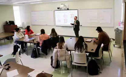 Earth Science and Adolescence Education dual majors in the classroom.