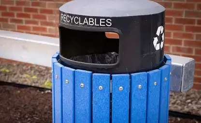 Recycling bin