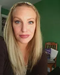 Dr. Melissa Godek