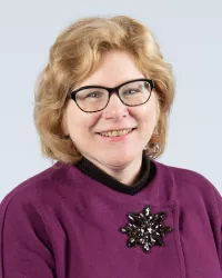 Dr. Jennifer Bueche 