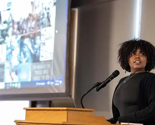 Student presents at the 2024 New Critics Conference